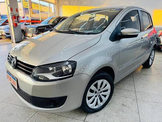 VOLKSWAGEN FOX 1.6 MI 8V FLEX 4P MANUAL VOLKSWAGEN FOX 1.6 MI 8V FLEX 4P MANUAL